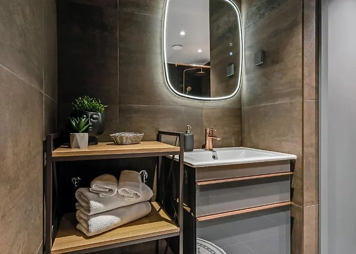 Elegant Premium With Balcony, * Tallin